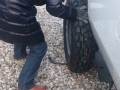 Changing tyres